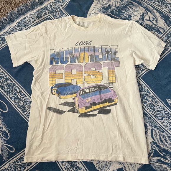 graphic tee - Picture 3 of 3